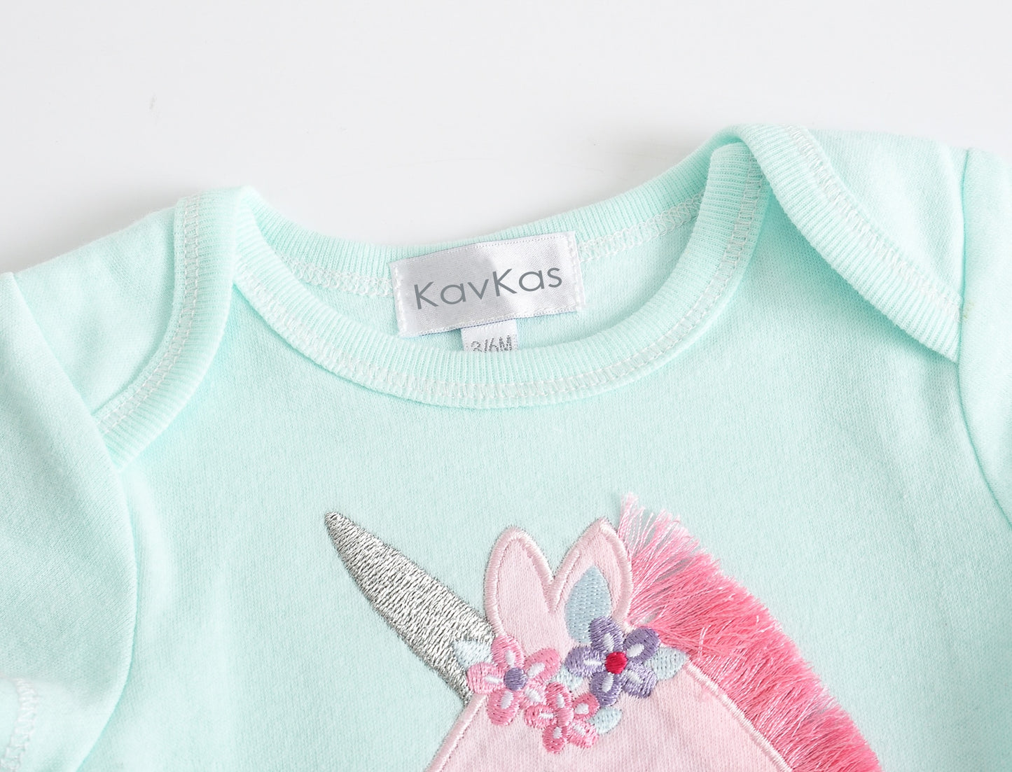 Kit body bebê 3 peças multicor manga curta - Meninos e Meninas